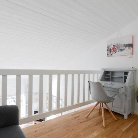 Apartamento Sur L'Ilot De St Martin Au Centre Du Port Vue Exceptionnelle ! Saint-Martin-de-Ré Exterior foto