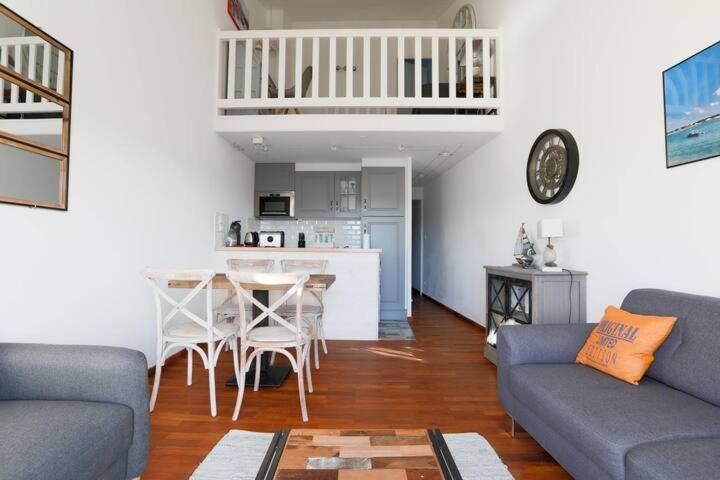 Apartamento Sur L'Ilot De St Martin Au Centre Du Port Vue Exceptionnelle ! Saint-Martin-de-Ré Exterior foto